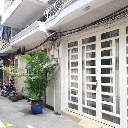 Thuy Huong Homestay Ho Chi Minh City Exterior photo